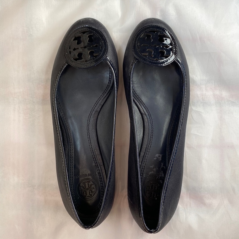 Navy blue Tory Burch flats Sz 7
